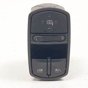 MANDO ELEVALUNAS DELANTERO IZQUIERDO 13258521AA OPEL CORSA D Autodesguaces Alicante