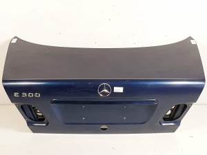 TAPA MALETERO MERCEDES CLASE E (W210) BERLINA DIESEL Autodesguaces Alicante
