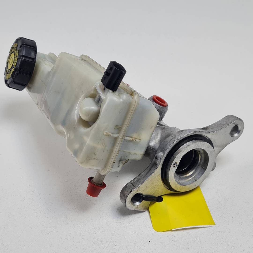 Maître-cylindre de frein - 460910009R - RENAULT - MEGANE III SPORT TOURER