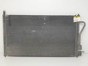 CONDENSADOR / RADIADOR AIRE ACONDICIONADO FORD FOCUS BERLINA (CAK) Autodesguaces Alicante