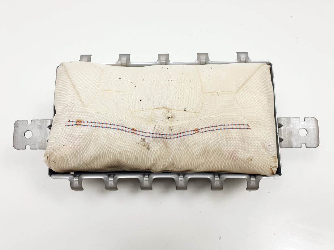AIRBAG DELANTERO DERECHO - 845303Z000 - HYUNDAI - I40