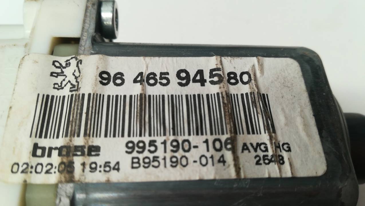 MOTOR ELEVALUNAS DELANTERO IZQUIERDO