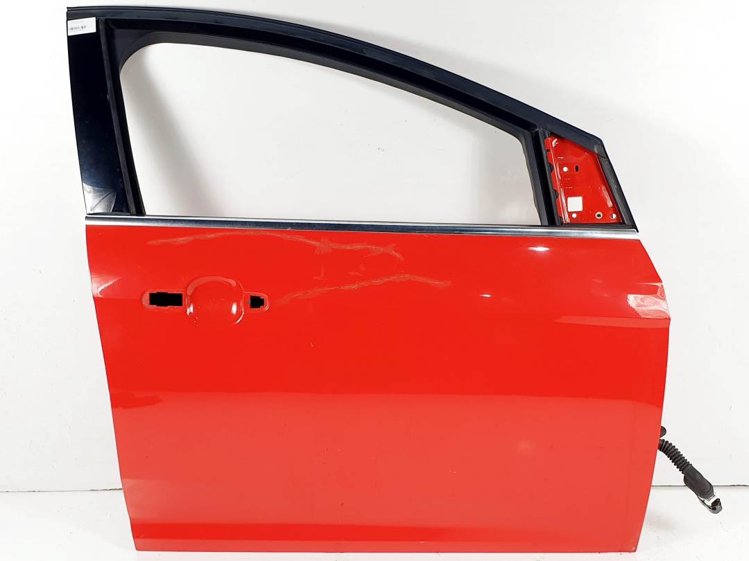 PUERTA DELANTERA DERECHA - FORD - FOCUS LIM.