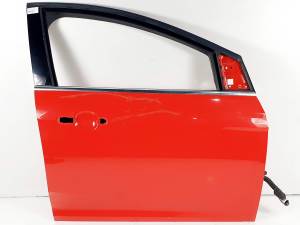 PUERTA DELANTERA DERECHA FORD FOCUS LIM. Autodesguaces Alicante
