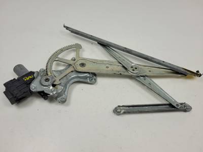 ELEVALUNAS TRASERO IZQUIERDO 8572033360 LEXUS ES (XZ10) Autodesguaces Alicante