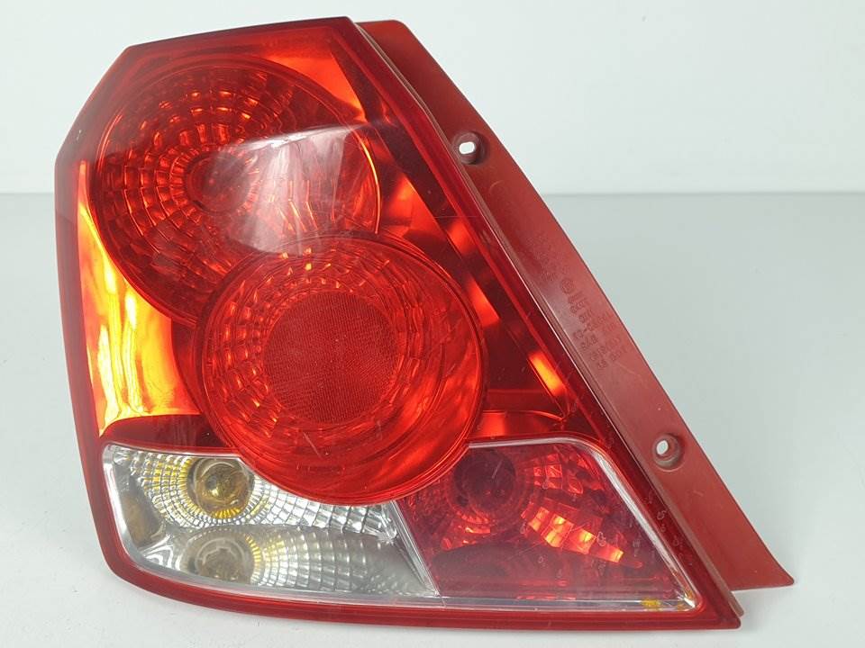 PILOTO TRASERO IZQUIERDO INTERIOR - 300266L - DAEWOO - KALOS