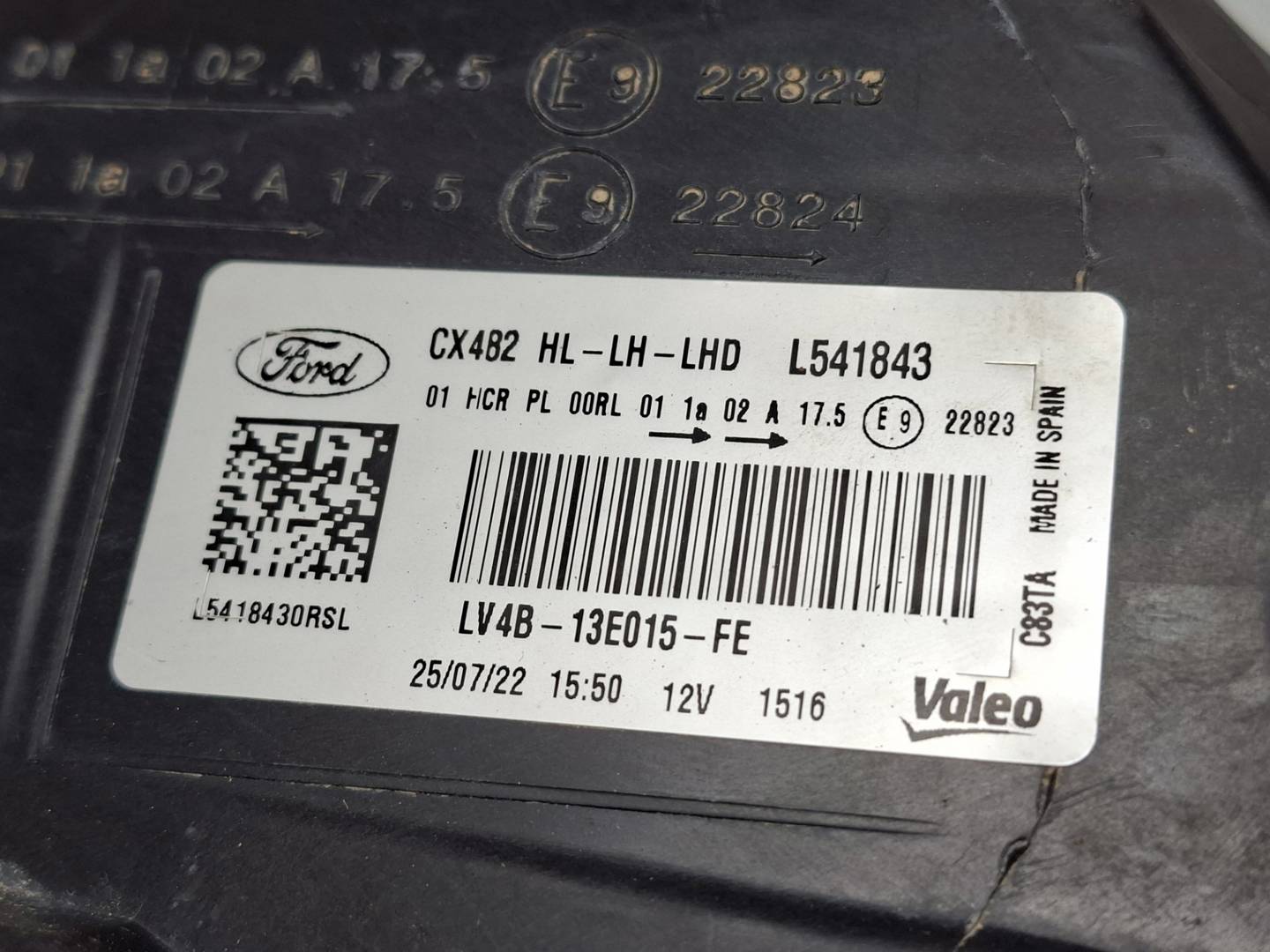 Foto 6 de Faro Derecho Ford Kuga (cbs) (2012–2020)