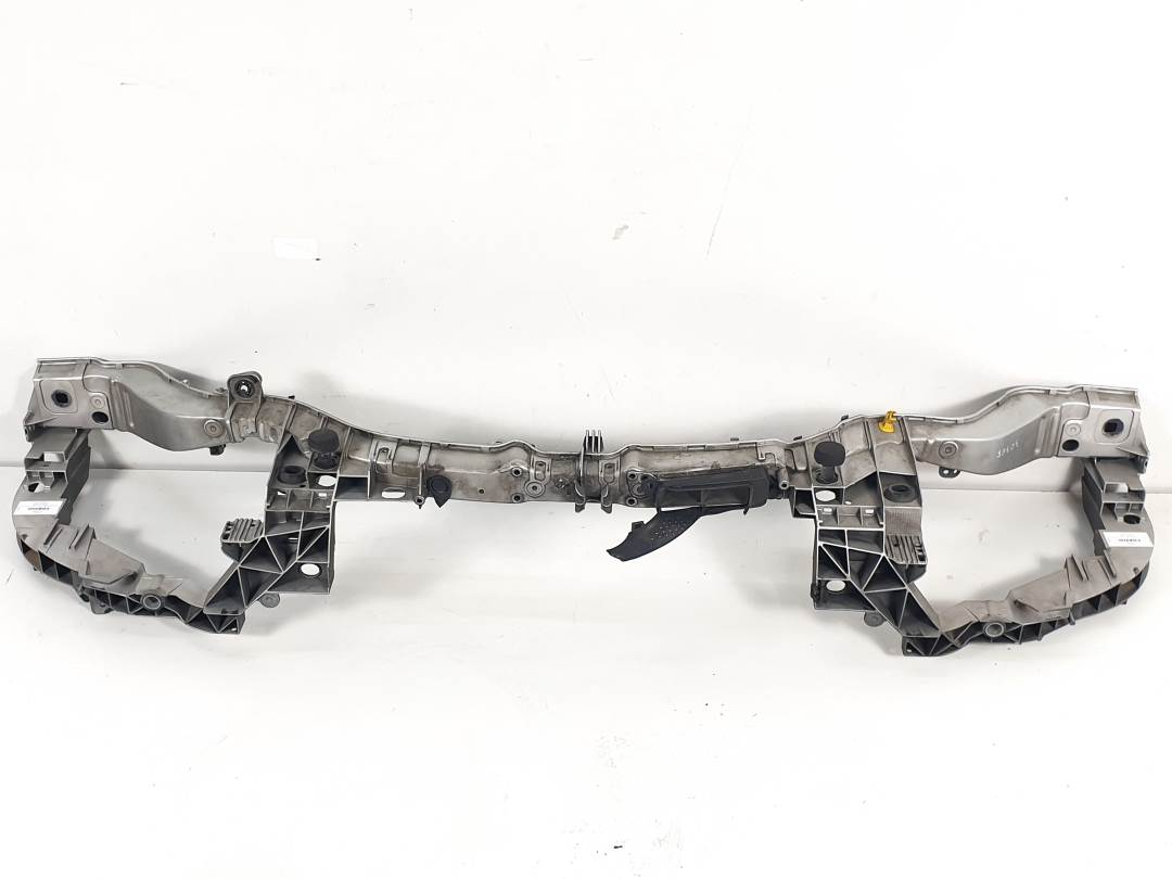 PANEL FRONTAL - FORD - FOCUS TURN. (CB8)