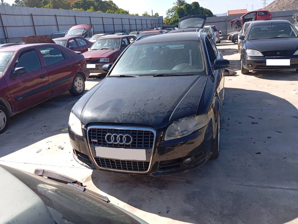 Imagen del vehículo AUDI A4 AVANT (8E)