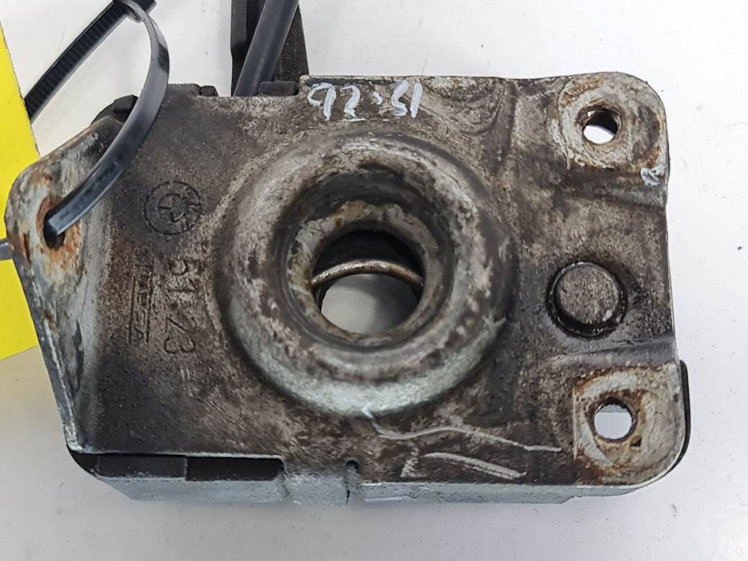 CERRADURA CAPOT - BMW - SERIE 3 COMPACTO (E36)