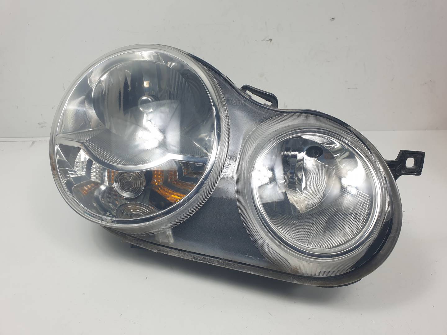 FARO DERECHO - VOLKSWAGEN - POLO (9N1)