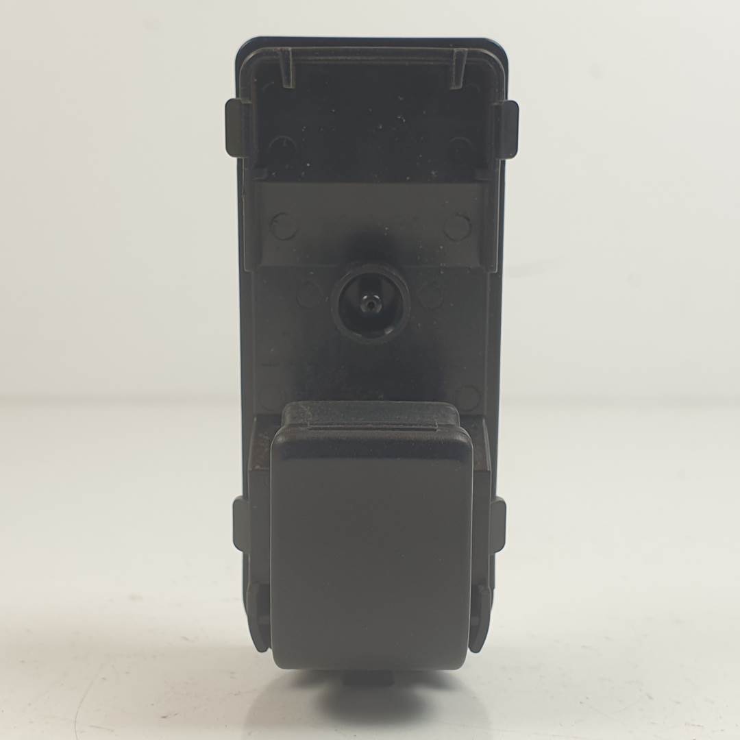 MANDO ELEVALUNAS TRASERO DERECHO - KD3566370 - MAZDA - 3 (BM/BN)