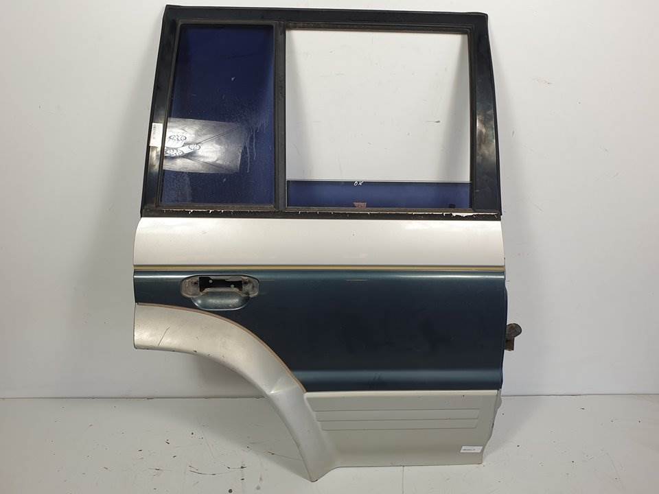 PUERTA TRASERA DERECHA - MITSUBISHI - MONTERO (V20/V40)