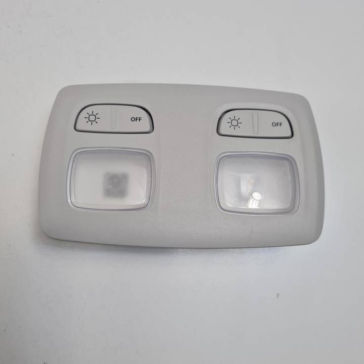 LUZ INTERIOR 264307167R DACIA SANDERO III Autodesguaces Alicante