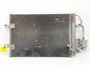 CONDENSADOR / RADIADOR AIRE ACONDICIONADO A1401997 MERCEDES CLASE A (W168) Autodesguaces Alicante
