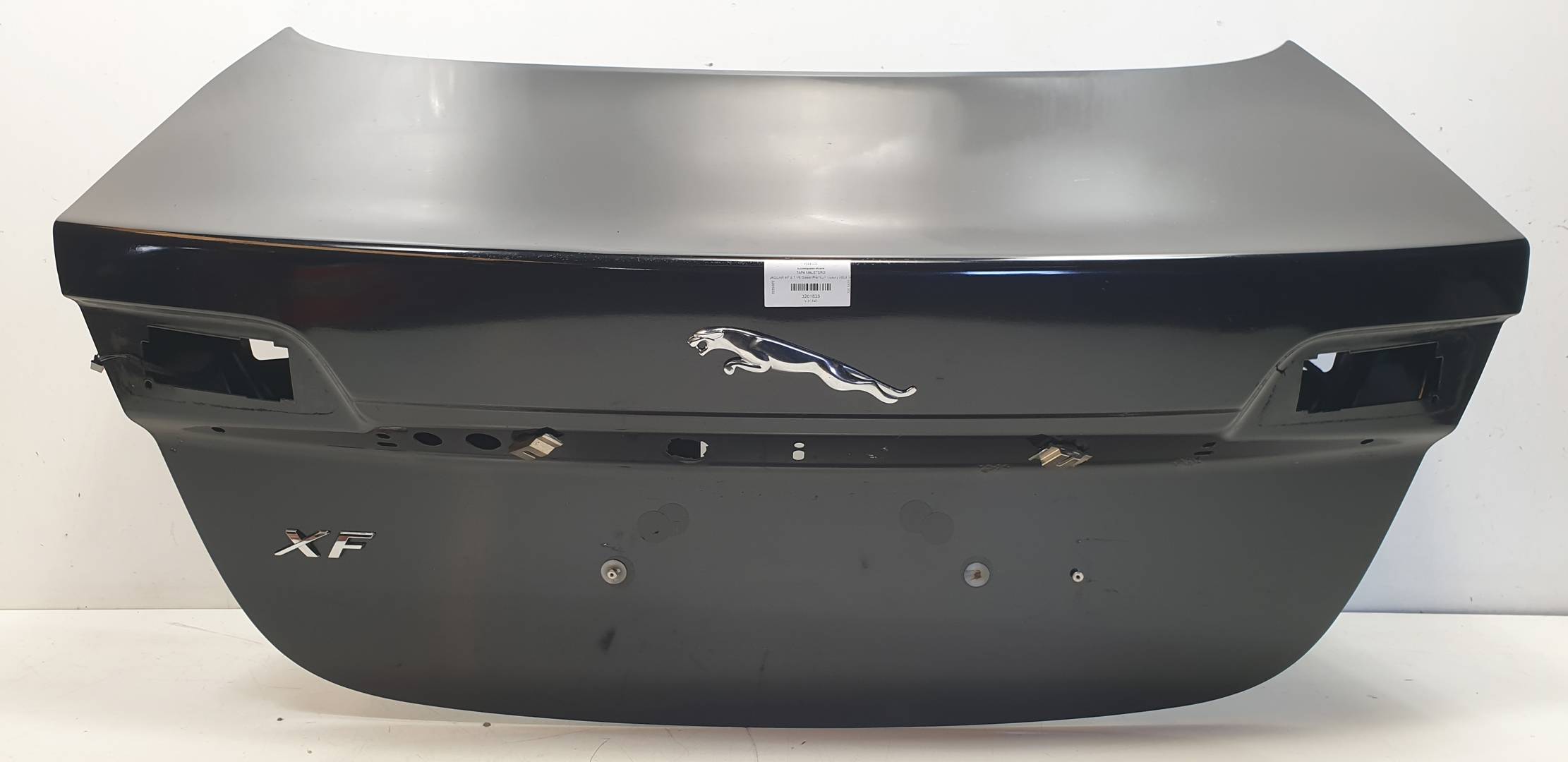 TAPA MALETERO - JAGUAR - XF (X250)