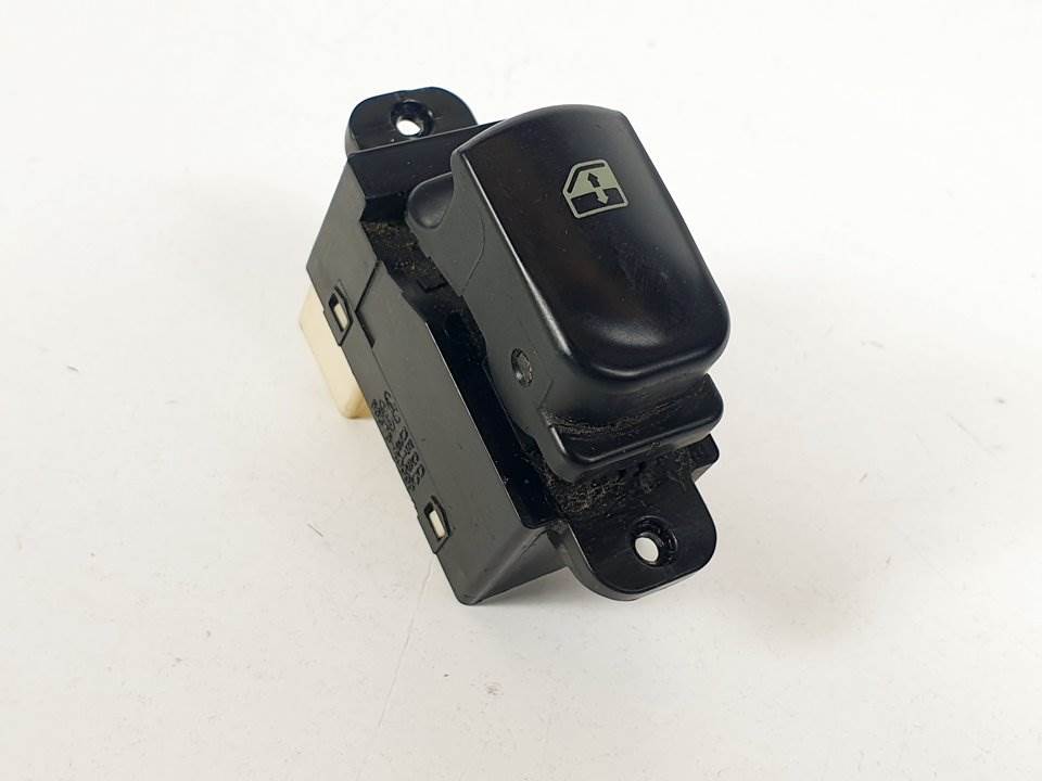 MANDO ELEVALUNAS TRASERO IZQUIERDO - 9357820000 - HYUNDAI - SONATA (NF)