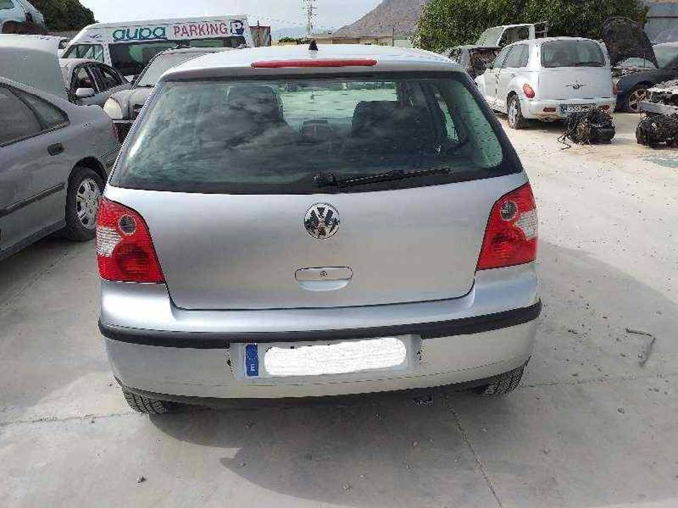 Imagen del vehículo VOLKSWAGEN POLO (9N1)