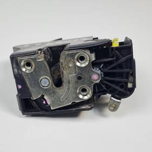 CERRADURA PUERTA DELANTERA IZQUIERDA 805039362RF DACIA LOGAN II Autodesguaces Alicante
