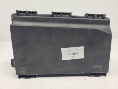 CAJA RELES / FUSIBLES 13285621 OPEL ASTRA H CARAVAN Autodesguaces Alicante
