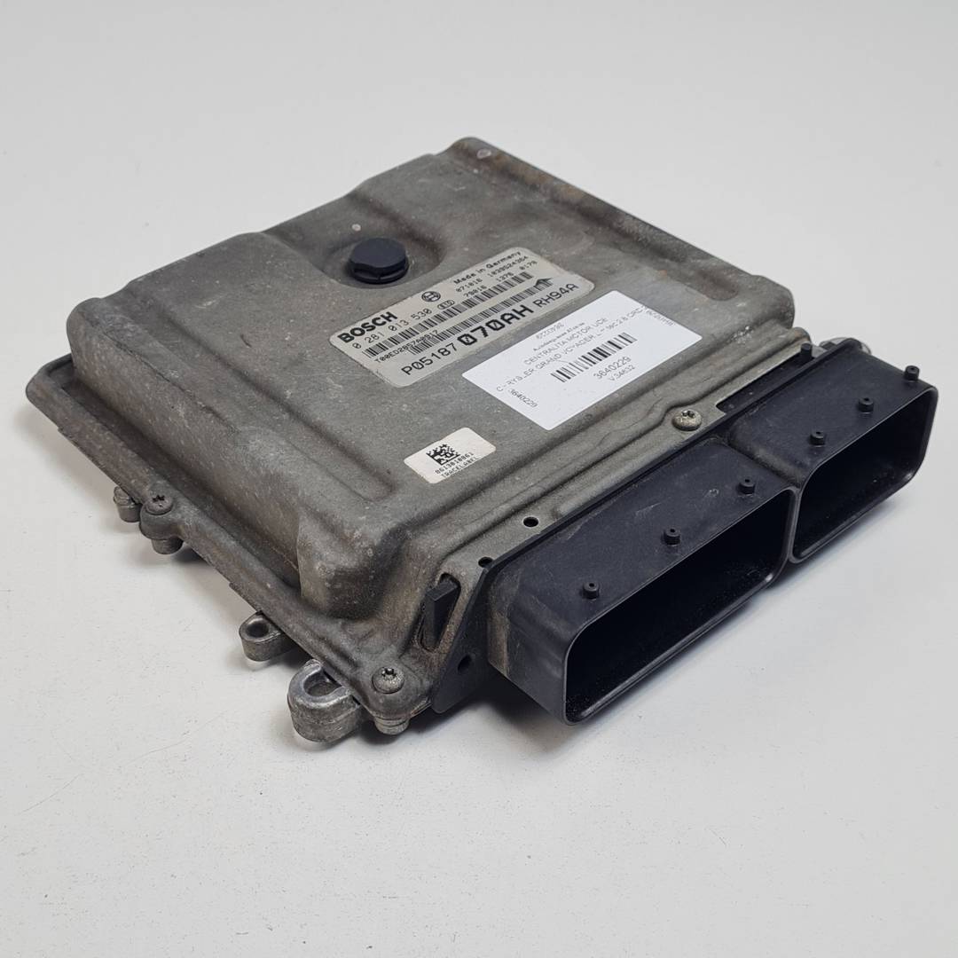 Engine ECU - 0281013530 - CHRYSLER - GRAND VOYAGER