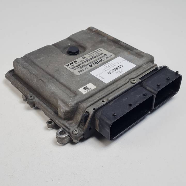 CENTRALITA MOTOR UCE 0281013530 CHRYSLER GRAND VOYAGER Autodesguaces Alicante
