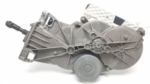 MOTOR CIERRE CENTRALIZADO PORTON A2137605600Q7 MERCEDES CLASE E LIM. (W213) Autodesguaces Alicante