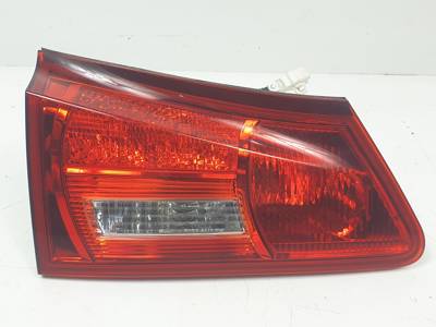 PILOTO TRASERO IZQUIERDO INTERIOR LEXUS IS200 (DS2/IS2) Autodesguaces Alicante