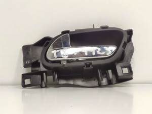 MANETA INTERIOR TRASERA IZQUIERDA 9683446877 PEUGEOT 3008 (T84) Autodesguaces Alicante
