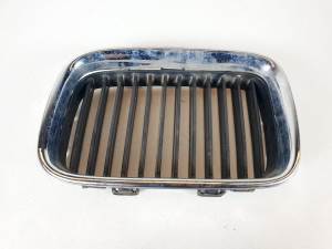MOLDURAS DELANTERAS BMW SERIE 3 COUPE (E36) Autodesguaces Alicante