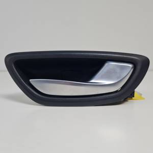 MANETA INTERIOR DELANTERA DERECHA 826725403R RENAULT MEGANE IV BERLINA 5P Autodesguaces Alicante