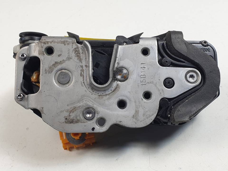 CERRADURA PUERTA TRASERA DERECHA 13579546 OPEL MOKKA (C76) Autodesguaces Alicante