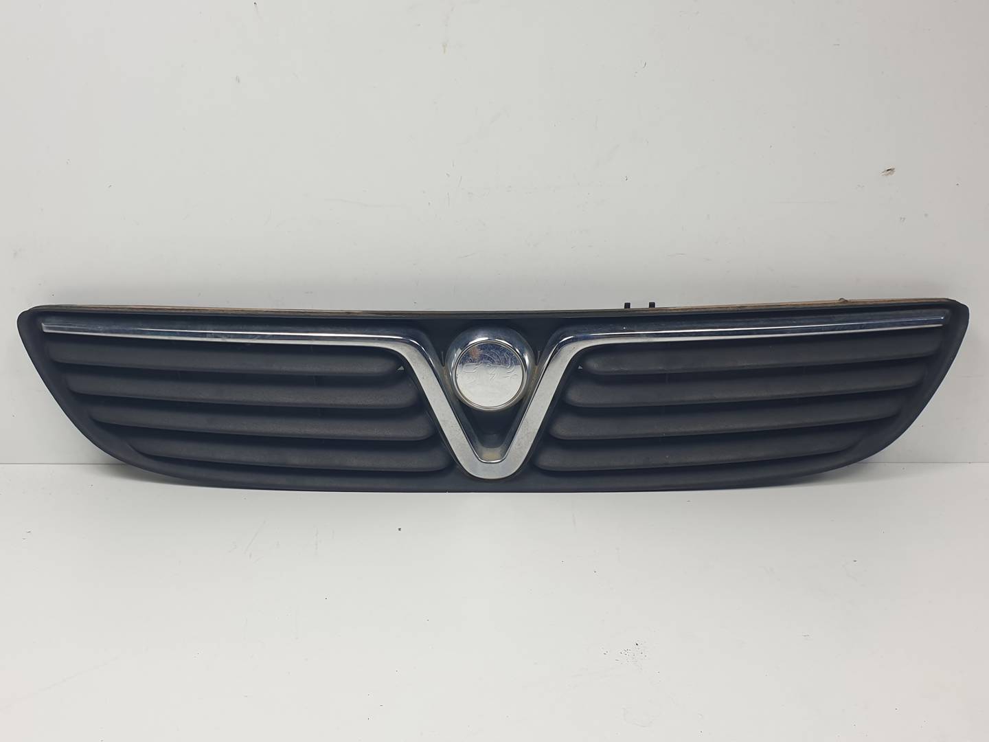 REJILLA DELANTERA - 90580686 - OPEL - ZAFIRA A