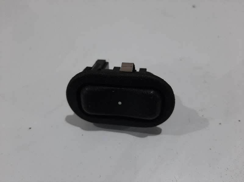 MANDO ELEVALUNAS DELANTERO DERECHO - 90561388 - OPEL - ZAFIRA A