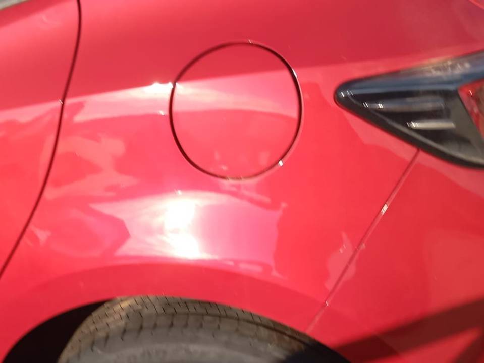 TAPA EXTERIOR COMBUSTIBLE