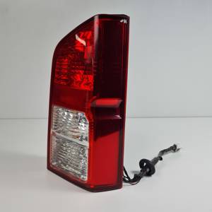 PILOTO TRASERO DERECHO 0821519J3RB NISSAN PATHFINDER (R51) Autodesguaces Alicante
