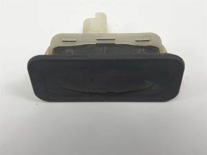 MANETA EXTERIOR PORTON 8200385515 RENAULT MEGANE III BERLINA 5P Autodesguaces Alicante