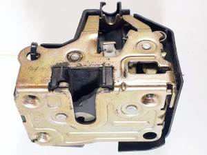 CERRADURA PUERTA DELANTERA DERECHA RENAULT CLIO II FASE II (B/CB0) Autodesguaces Alicante