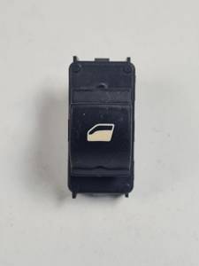 MANDO ELEVALUNAS TRASERO DERECHO 96662297XT PEUGEOT 5008 (T87) Autodesguaces Alicante