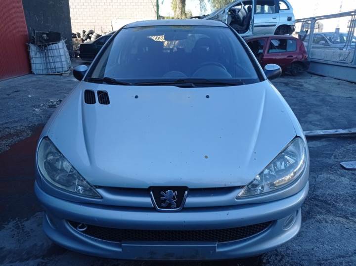 PEUGEOT 206 BERLINA (1998 - 2010)