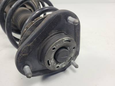 AMORTIGUADOR DELANTERO DERECHO 4851047141 TOYOTA PRIUS (ZVW30) Autodesguaces Alicante