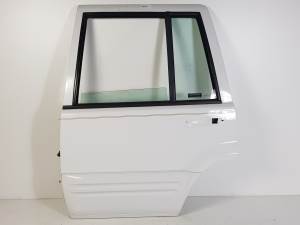 PUERTA TRASERA IZQUIERDA CHRYSLER JEEP GR.CHEROKEE (ZJ)/(Z) Autodesguaces Alicante