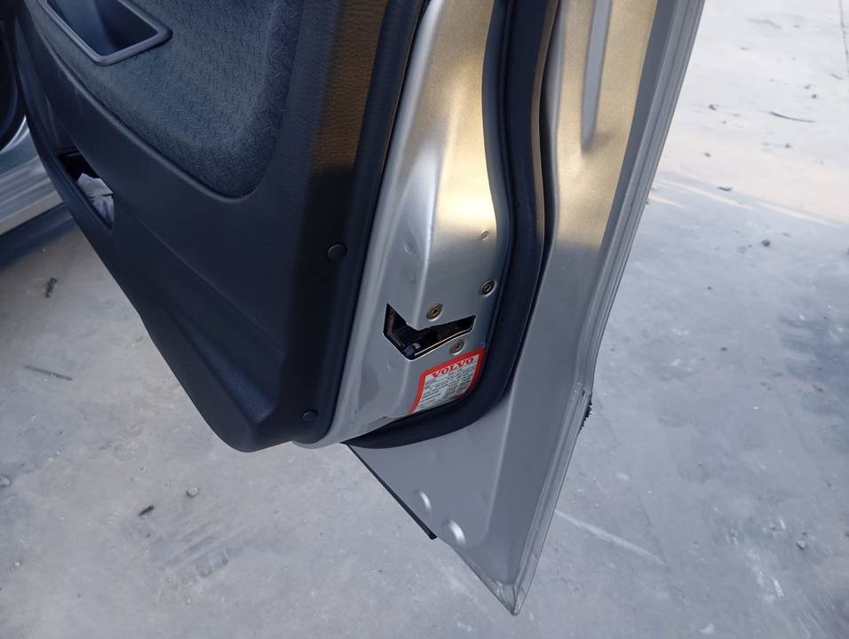 CERRADURA PUERTA DELANTERA DERECHA