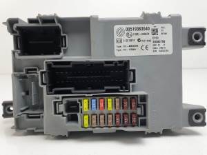 CAJA RELES / FUSIBLES 00519383540 FIAT DOBLO CARGO Autodesguaces Alicante