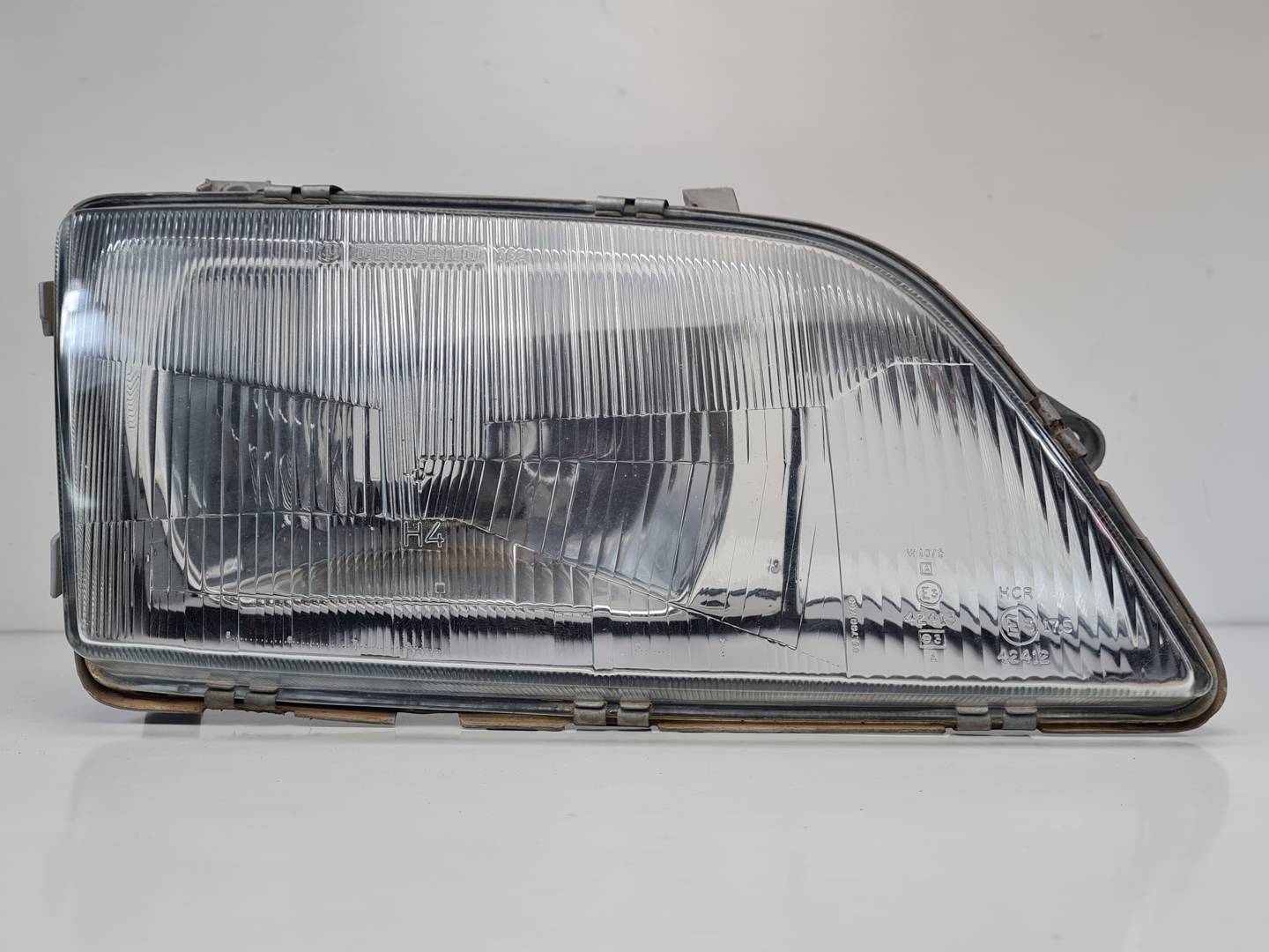 FARO DERECHO - 90337333 - OPEL - OMEGA A