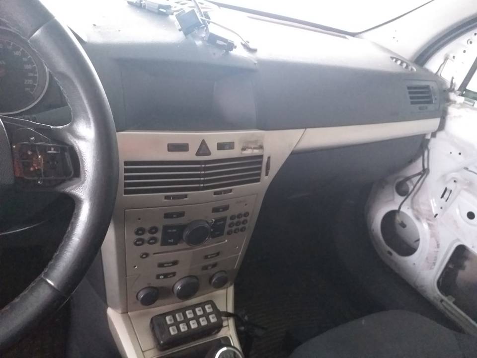 SISTEMA AUDIO / RADIO CD