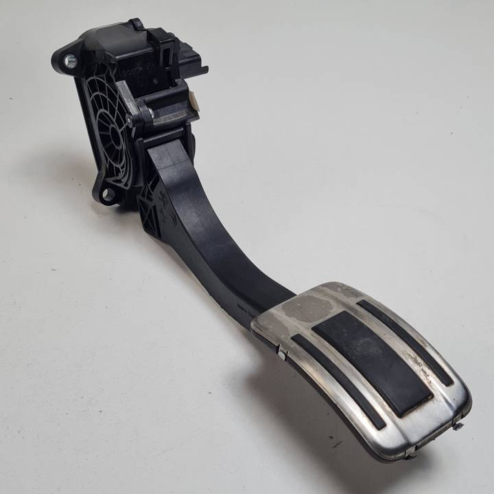 POTENCIOMETRO PEDAL 9836042080 OPEL GRANDLAND X Autodesguaces Alicante