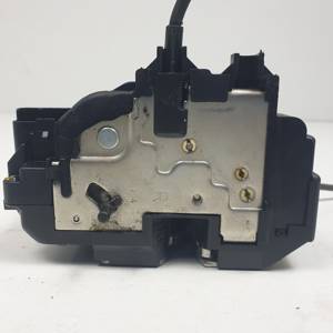 CERRADURA PUERTA TRASERA DERECHA NISSAN JUKE (F15) Autodesguaces Alicante