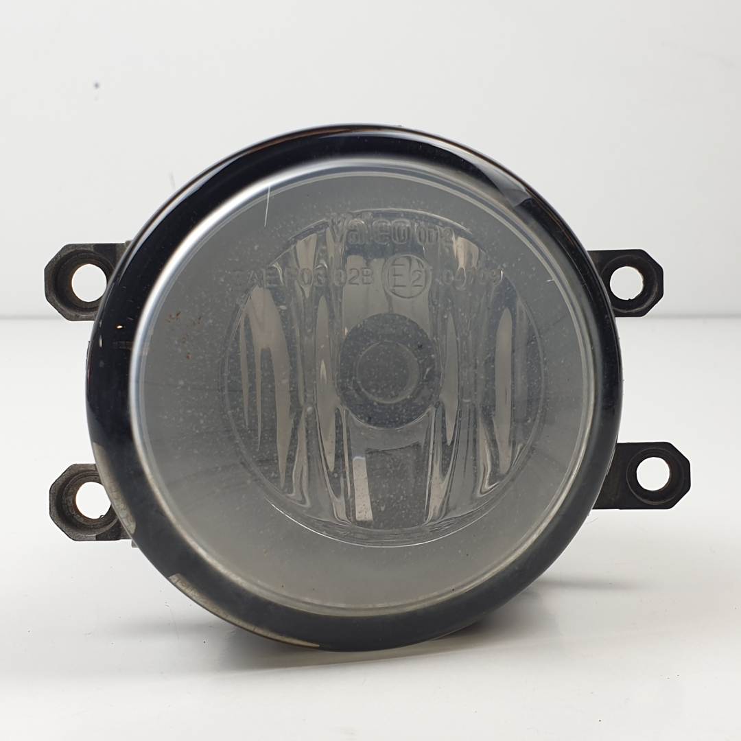FARO ANTINIEBLA IZQUIERDO - 812200D040 - TOYOTA - AVENSIS BERLINA (T25)