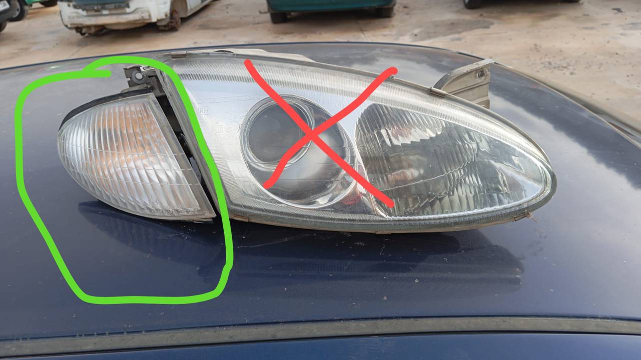 PILOTO DELANTERO DERECHO